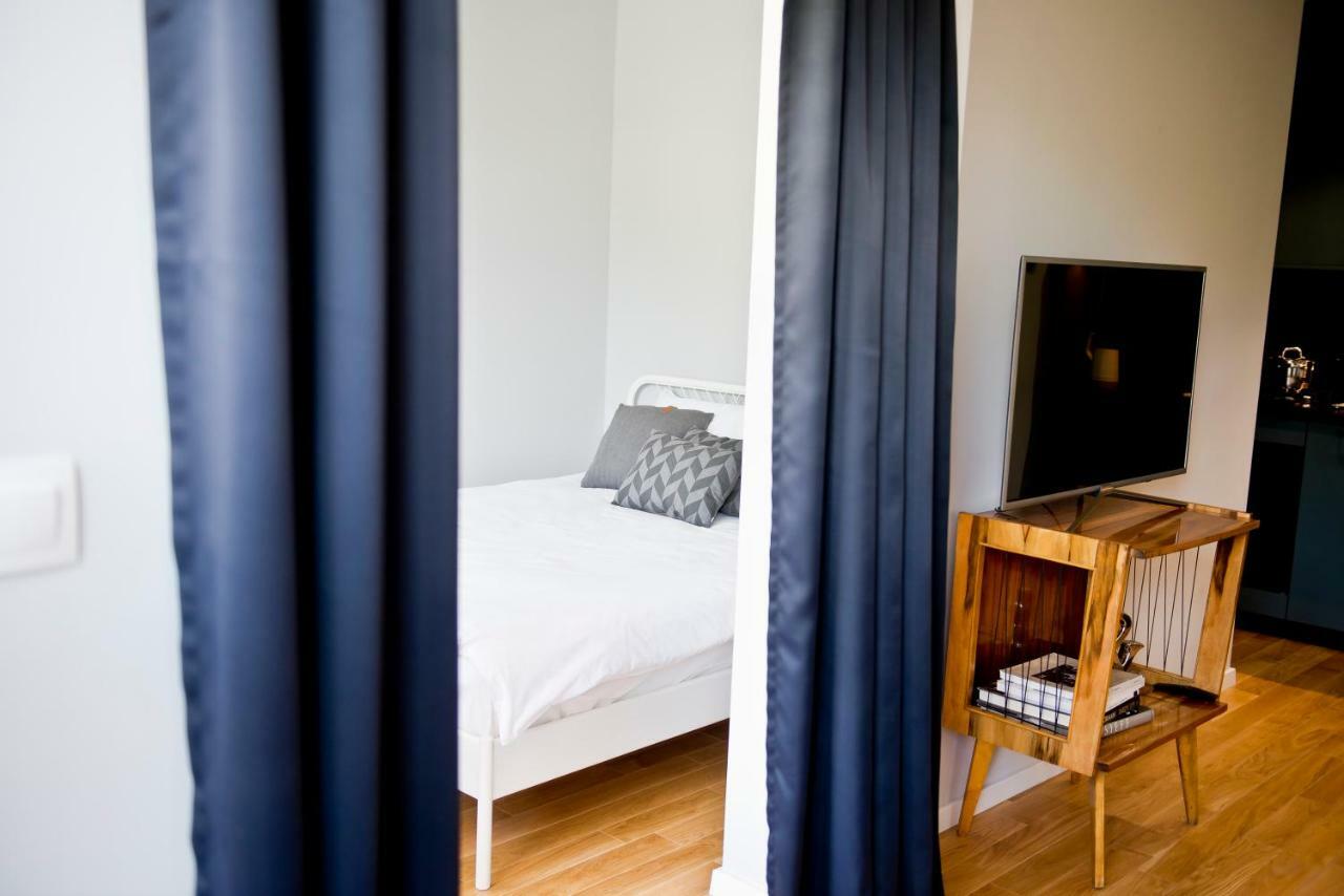 Apartament Powisle With Balcony วอร์ซอ ภายนอก รูปภาพ