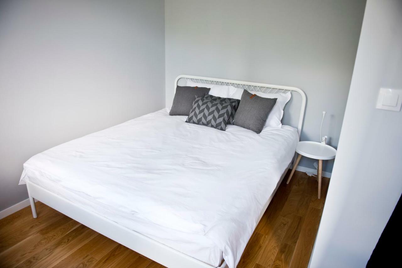 Apartament Powisle With Balcony วอร์ซอ ภายนอก รูปภาพ
