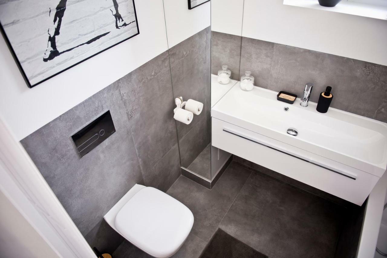 Apartament Powisle With Balcony วอร์ซอ ภายนอก รูปภาพ